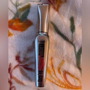 benefit mascara